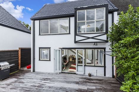 Photo of property in 10/65 Rangatira Road, Beach Haven, Auckland, 0626