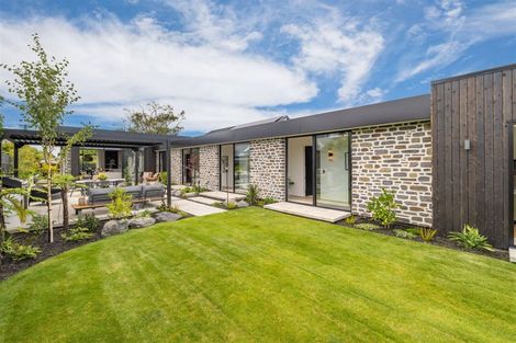 Photo of property in 97 Bryndwr Road, Bryndwr, Christchurch, 8052