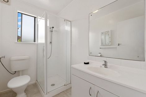 Photo of property in 1/29 Ludlow Terrace, Totara Vale, Auckland, 0627