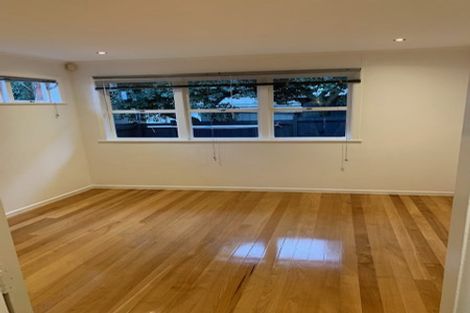 Photo of property in 502a Te Atatu Road, Te Atatu Peninsula, Auckland, 0610