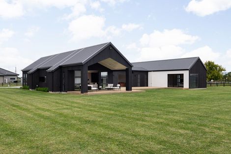 Photo of property in 59 Greenkeeper Lane, Ngahinapouri, 3882