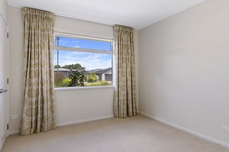 Photo of property in 2 Loloma Way, Wharewaka, Taupo, 3330