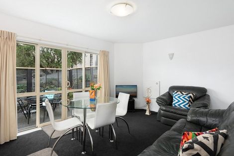 Photo of property in 349b Oceanbeach Road, Mount Maunganui, 3116