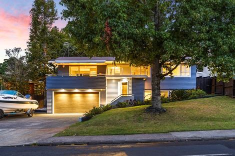 Photo of property in 51 Mcdowell Crescent, Hillcrest, Auckland, 0627