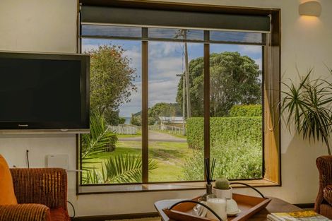 Photo of property in 12 Harsant Avenue, Hahei, Whitianga, 3591