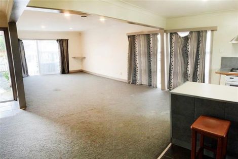 Photo of property in 70 Hokianga Street, Mangere East, Auckland, 2024