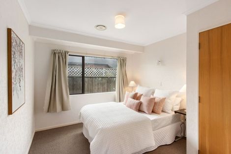 Photo of property in 7 Webb Place, Taradale, Napier, 4112