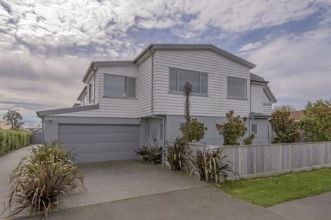 Photo of property in 70a Elizabeth Street, Riccarton, Christchurch, 8041