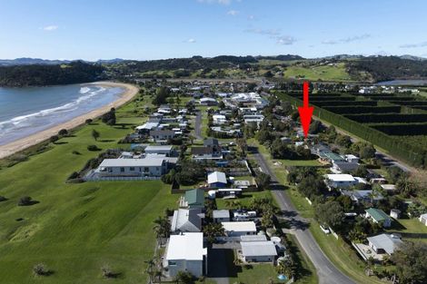 Photo of property in 16 Adamson Road, Taipa, 0420