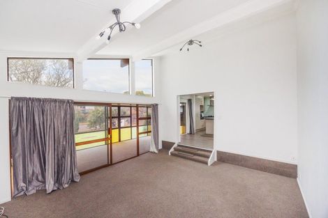 Photo of property in 25 Haast Place, Awapuni, Palmerston North, 4412