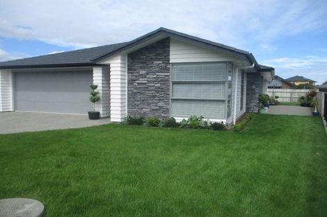 Photo of property in 43 Waipunahau Road, Waikanae, 5036