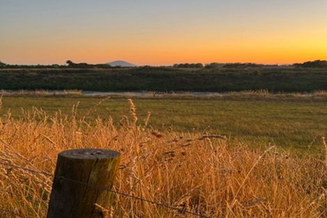 Photo of property in 121 College Road, Edgecumbe, 3120