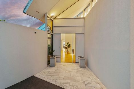 Photo of property in 142 Scarborough Road, Scarborough, Christchurch, 8081