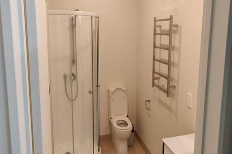 Photo of property in 5 Hazel Glen, Bayview, Auckland, 0629