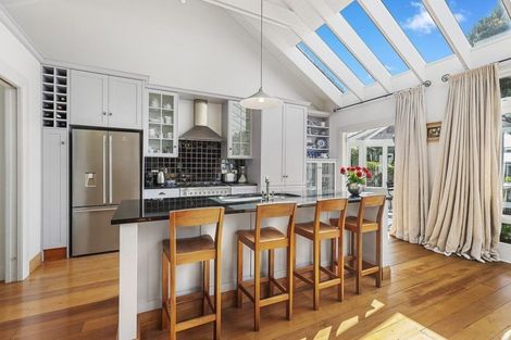 Photo of property in 16 Mallam Street, Karori, Wellington, 6012