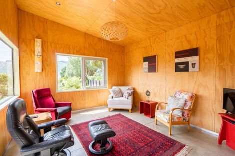 Photo of property in 25 Tennis Court Road, Raumati South, Paraparaumu, 5032