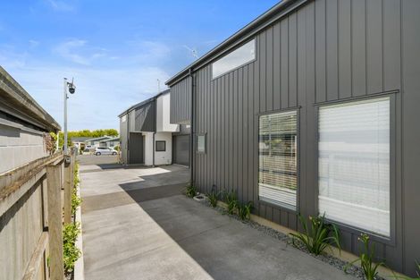 Photo of property in 1/58 Division Street, Riccarton, Christchurch, 8041