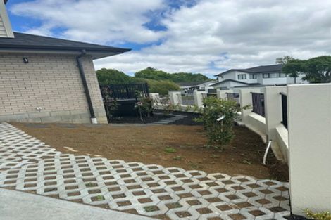 Photo of property in 5b Mander Place, Bucklands Beach, Auckland, 2012