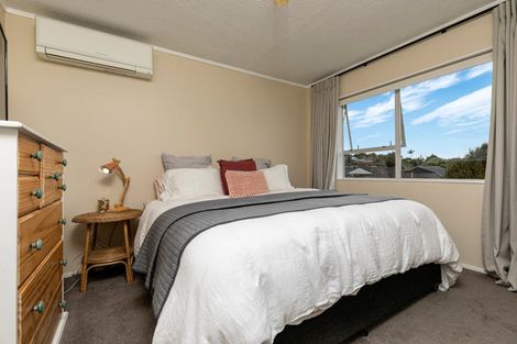 Photo of property in 1/10 Mannering Place, Hillcrest, Auckland, 0627