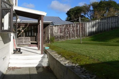 Photo of property in 82 Fyvie Avenue, Tawa, Wellington, 5028