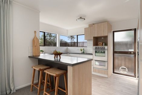 Photo of property in 10 Aberdeen Street, Mount Maunganui, 3116