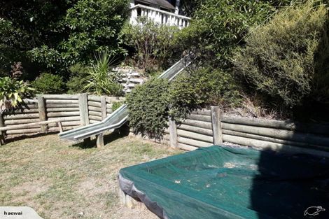 Photo of property in 73 Hungerford Road, Houghton Bay, Wellington, 6023