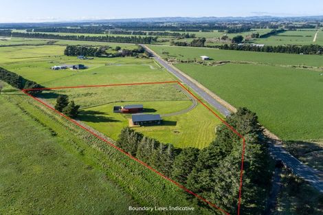 Photo of property in 370 Western Lake Road, Western Lake, Featherston, 5773