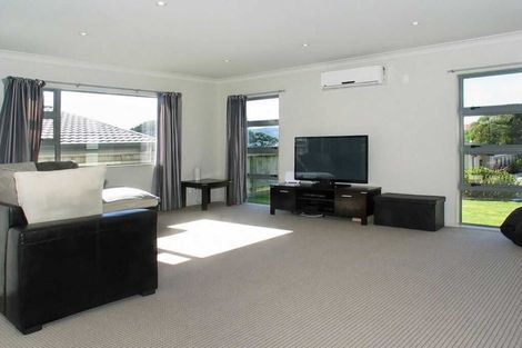 Photo of property in 82 Staithes Drive North, Whitby, Porirua, 5024