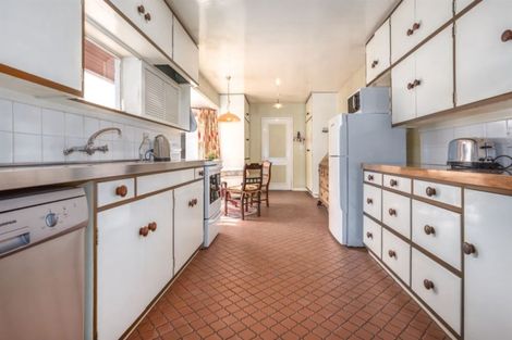 Photo of property in 20 Barton Road, Heretaunga, Upper Hutt, 5018