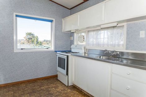 Photo of property in 24 Ries Street, Dannevirke, 4930