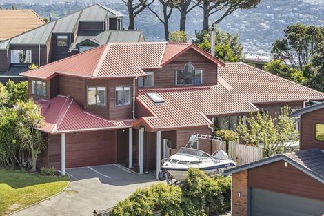 Photo of property in 72 Beacon Hill Road, Strathmore Park, Wellington, 6022