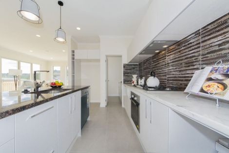 Photo of property in 20 Will Street, Huapai, Kumeu, 0810