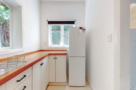 Photo of property in 3a Linwood Way, Island Bay, Wellington, 6023