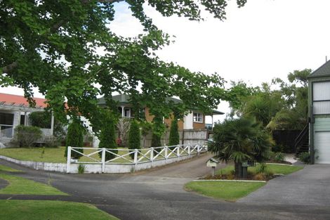 Photo of property in 14 Syntax Place, Conifer Grove, Takanini, 2112