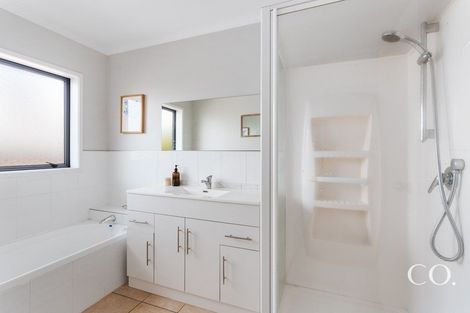 Photo of property in 38g Pyes Pa Road, Pyes Pa, Tauranga, 3112