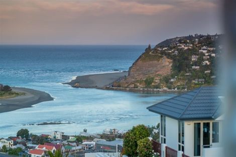 Photo of property in 5 Dunkeld Lane, Redcliffs, Christchurch, 8081