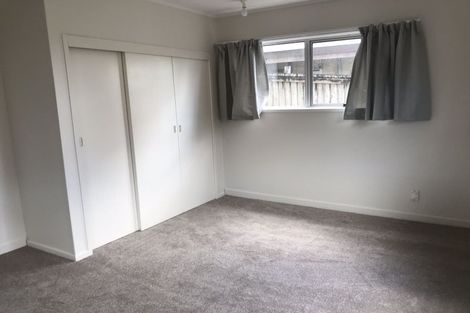 Photo of property in 35b Sartors Avenue, Northcross, Auckland, 0630