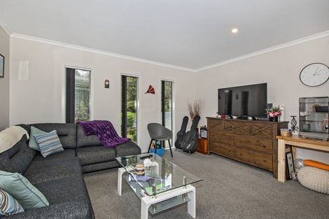 Photo of property in 13 Vintage Lane, Kauri, 0185