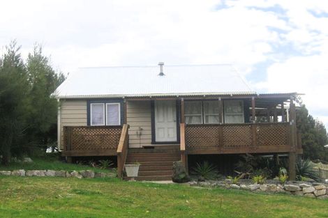 Photo of property in 58 View Road, Hikurangi, 0114