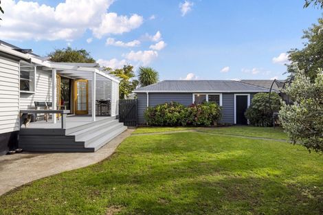 Photo of property in 7 Hursthouse Street, Vogeltown, New Plymouth, 4310