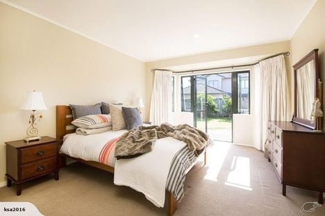 Photo of property in 13 Athenry Place, Dannemora, Auckland, 2016