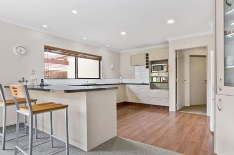 Photo of property in 90 Rowesdale Drive, Ohauiti, Tauranga, 3112