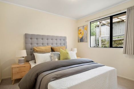 Photo of property in 1/17 Bond Crescent, Forrest Hill, Auckland, 0620