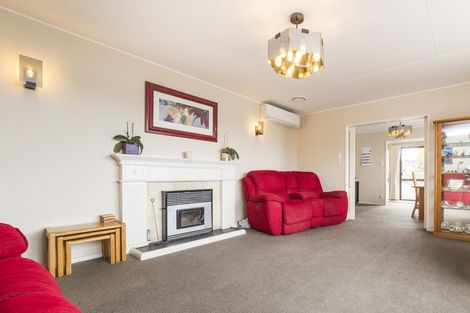 Photo of property in 15 Rangeview Place, Feilding, 4702