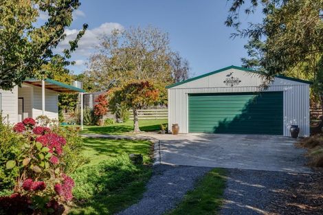 Photo of property in 49 Halls Road, Pahiatua, 4910