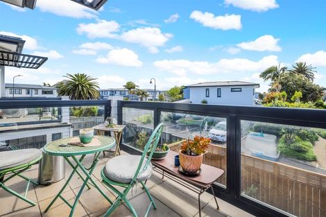 Photo of property in 125/2 Armoy Drive, East Tamaki, Auckland, 2016