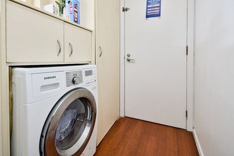 Photo of property in Terrace Garden Apartments, 13d/120 The Terrace, Wellington Central, Wellington, 6011