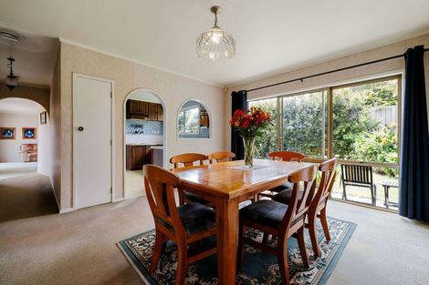 Photo of property in 10 Madill Road, St Andrews, Hamilton, 3200