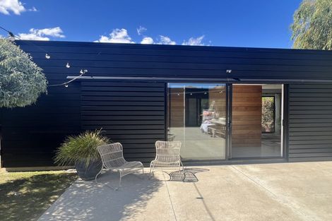 Photo of property in 1 Larkins Way, Arthurs Point, Queenstown, 9371
