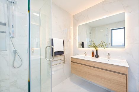 Photo of property in 23a West Harbour Drive, West Harbour, Auckland, 0618